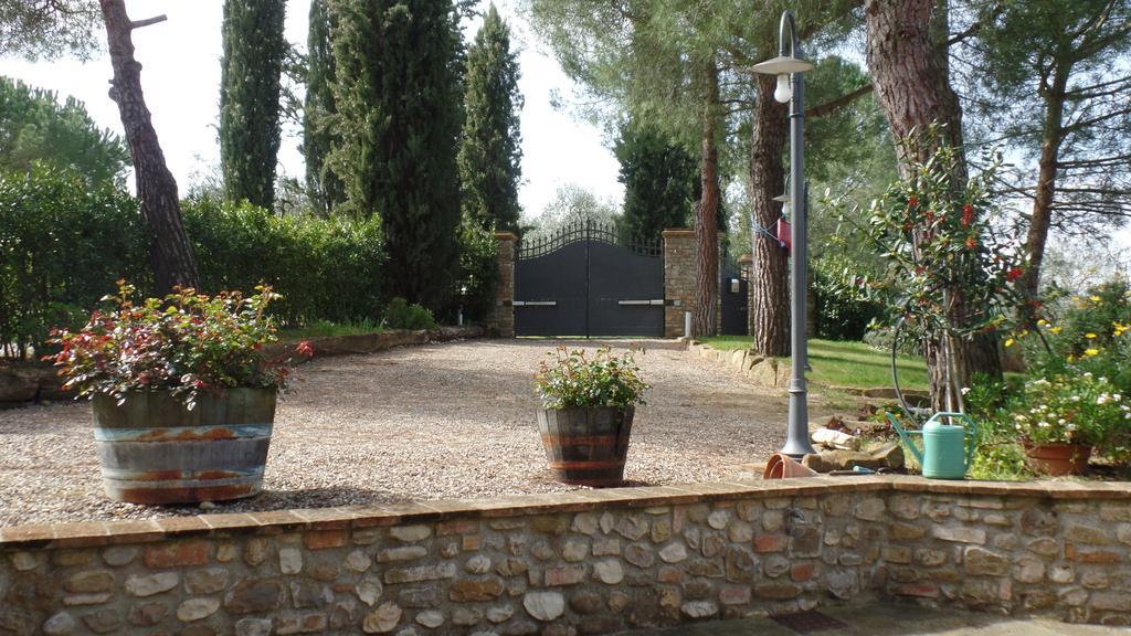 Il Fienile Holiday Home Le Fornacette Exterior foto